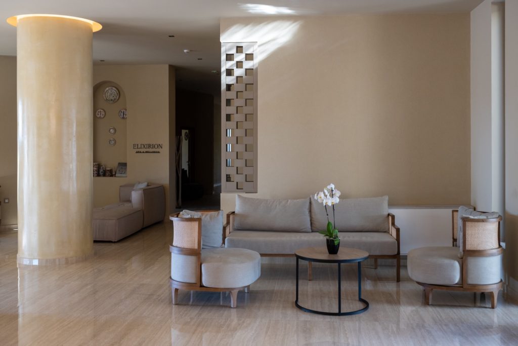 LOBBY & ENTERANCE (20)
