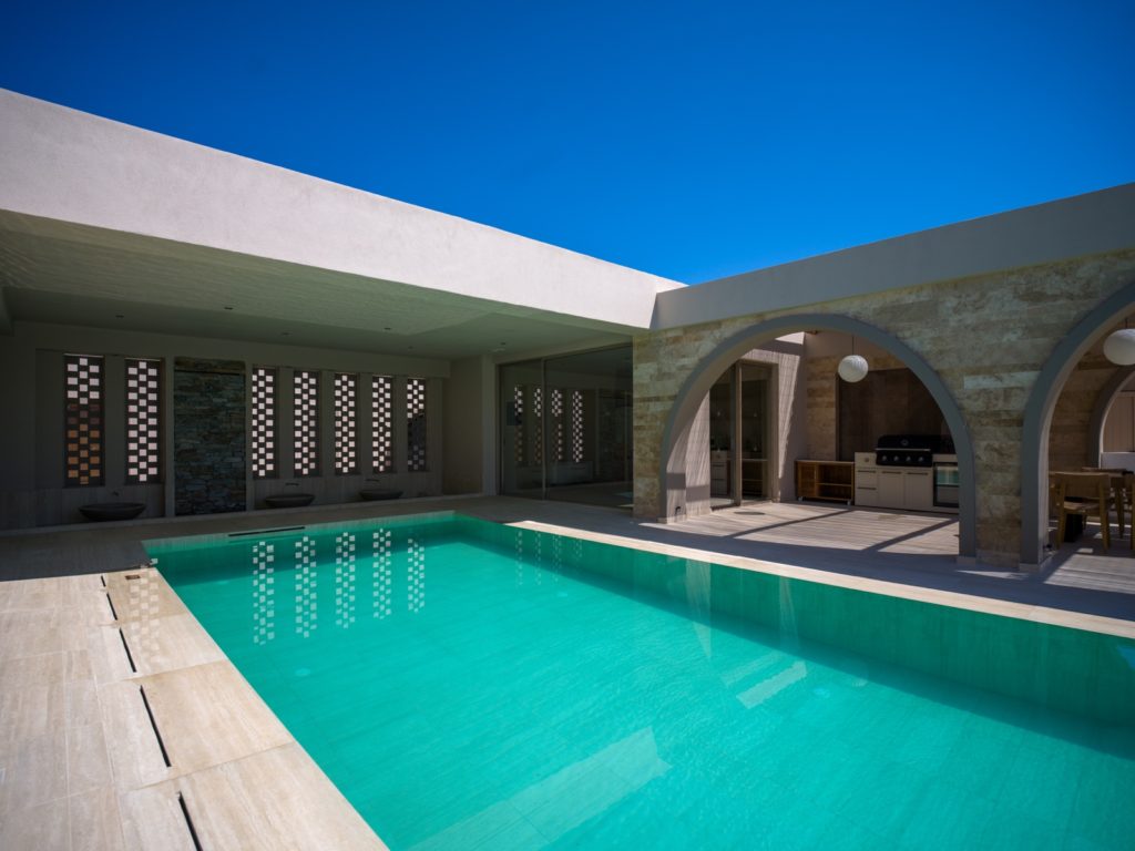 ROYAL VILLA (13)